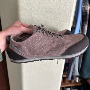 Women’s Altra shoes. Excellent condition. Canvas